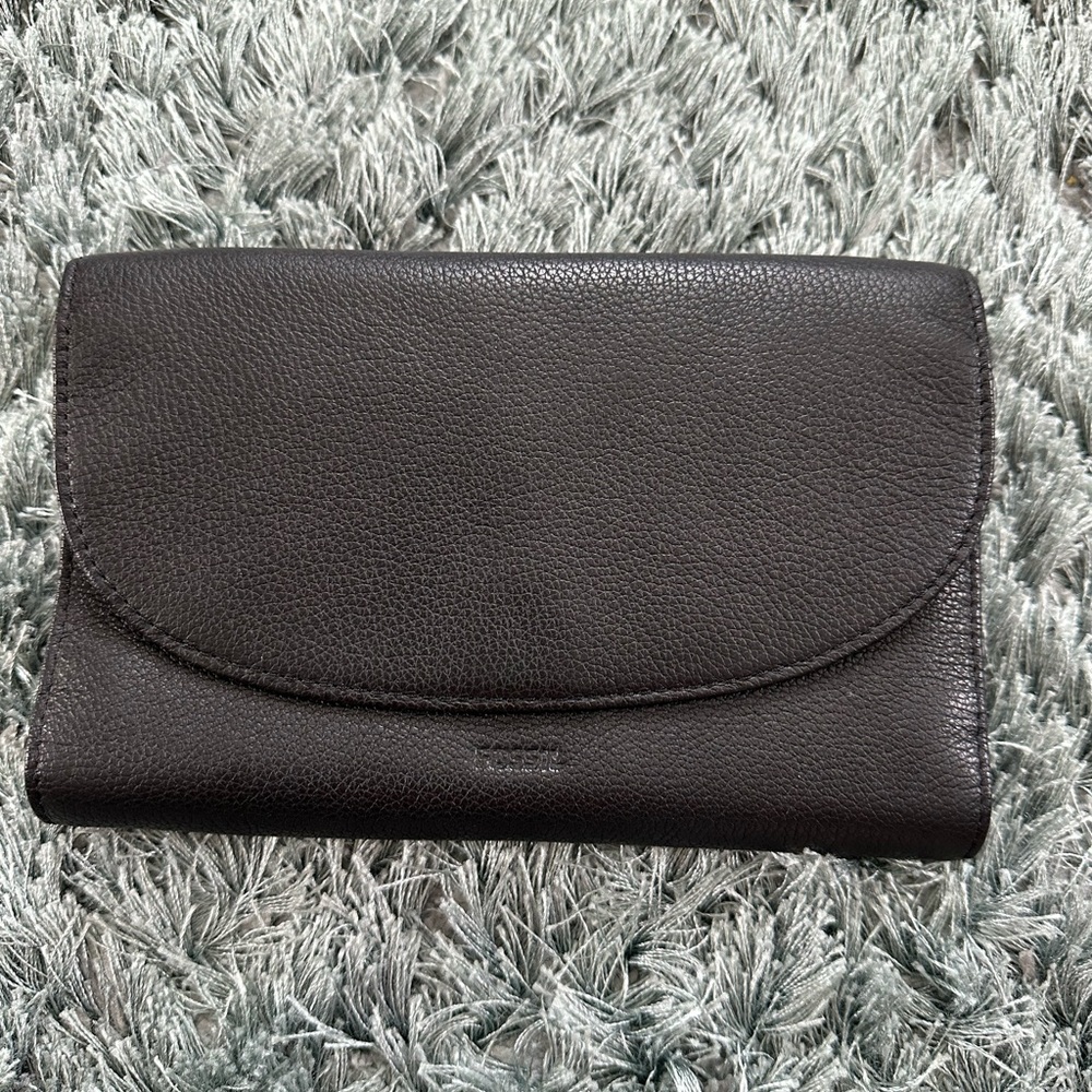 Fossil Leather Women’s Clutch Wallet